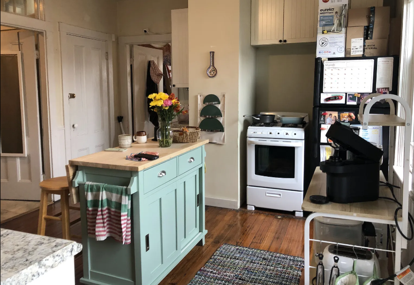 2 Hampshire Ct, Inman Square