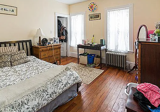 44 Benton Rd, Powder House Square