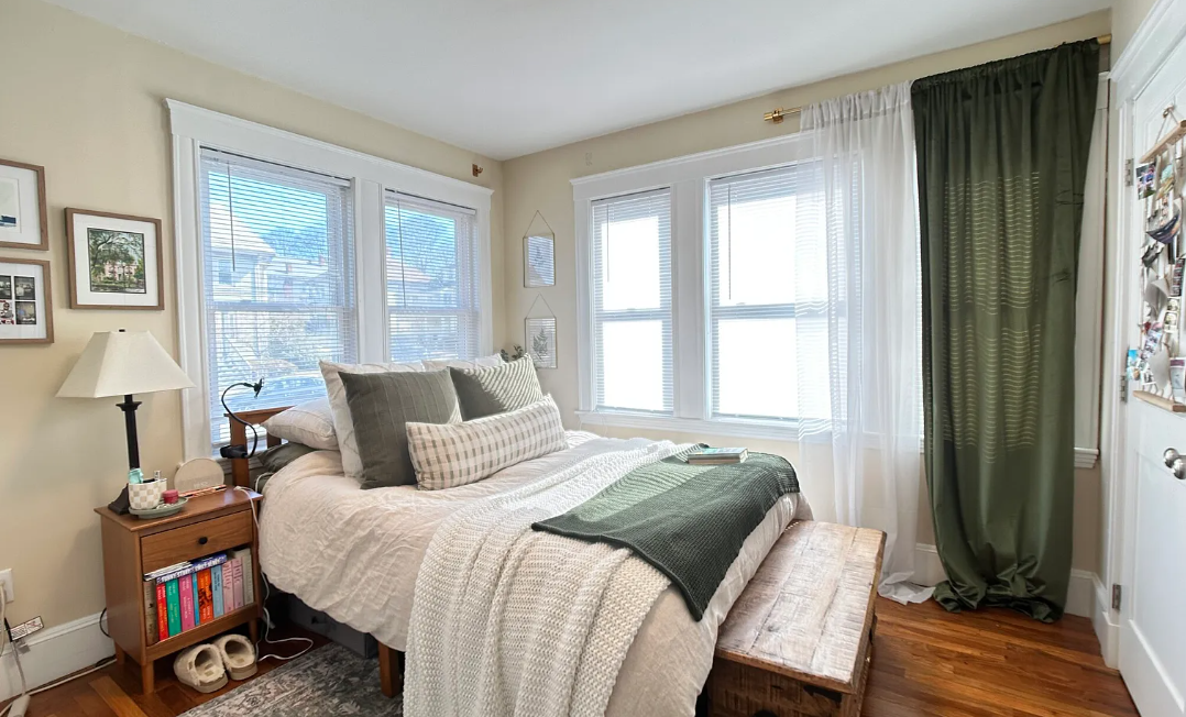 58 Hunnewell Ave, Oak Square