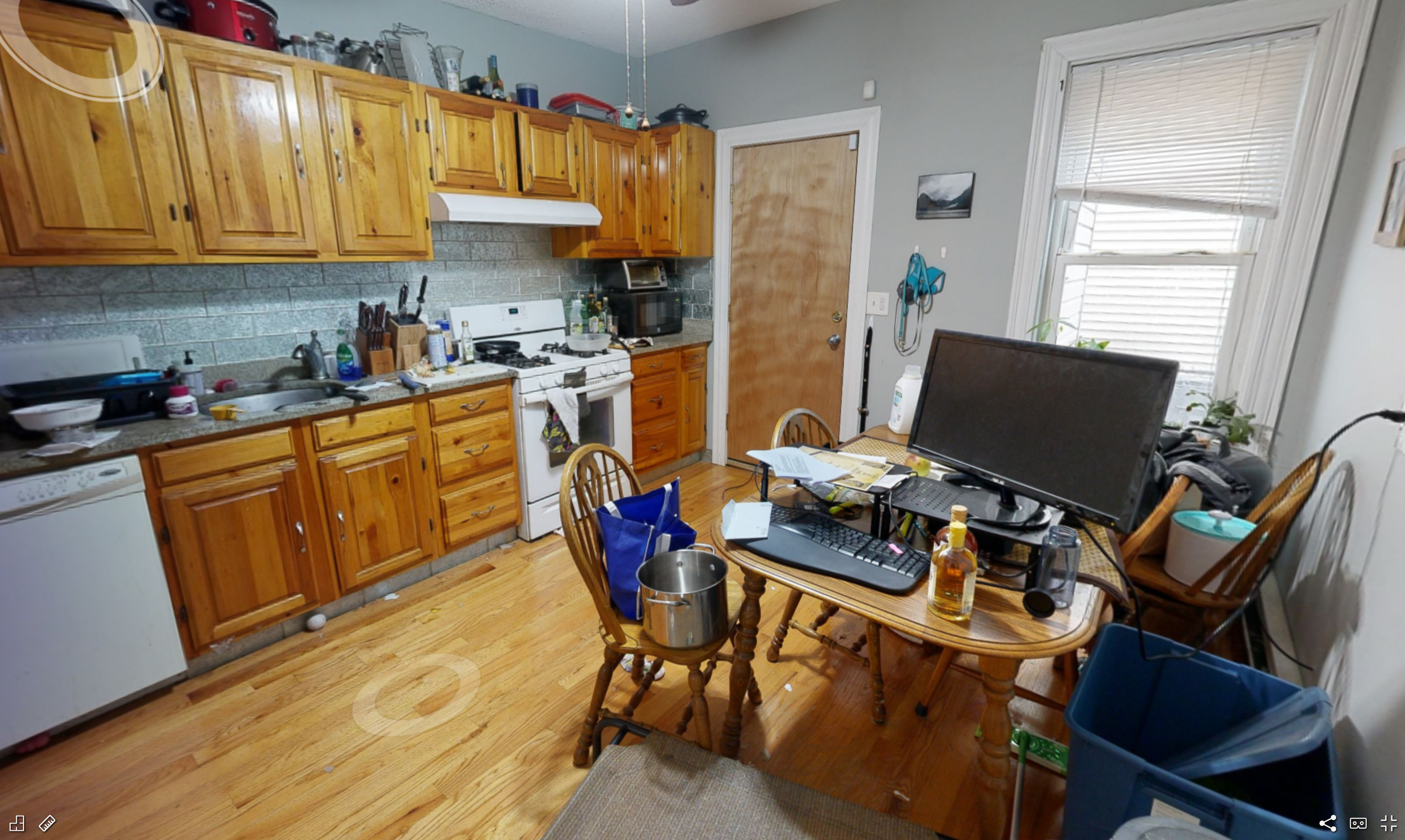 2 bed, 1 bath apartment for rent at 29 Portsmouth St Unit 1E, Wellington-Harrington — photo 2 of 4