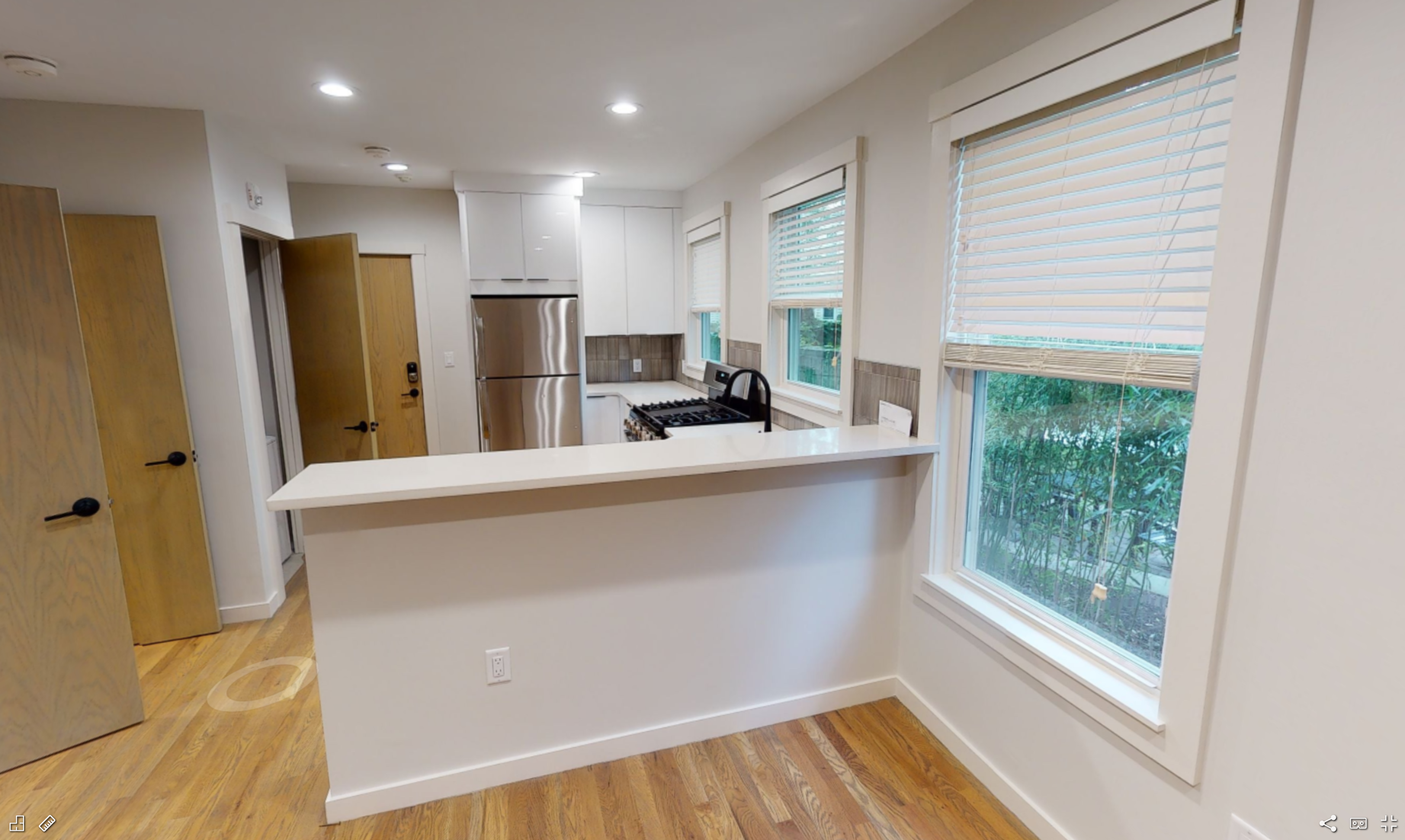 1 bed, 1 bath apartment for rent at 503 Franklin St Unit 1, Riverside