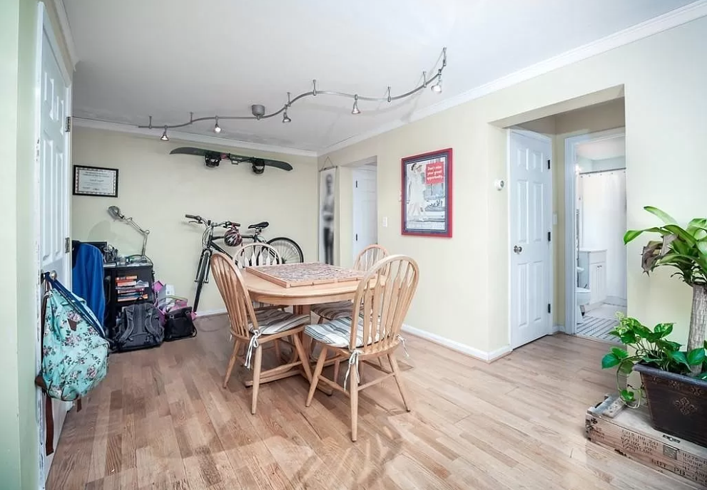 5 bed, 2.5 bath apartment for rent at 30 Chester St Unit 1, Allston — photo 6 of 10