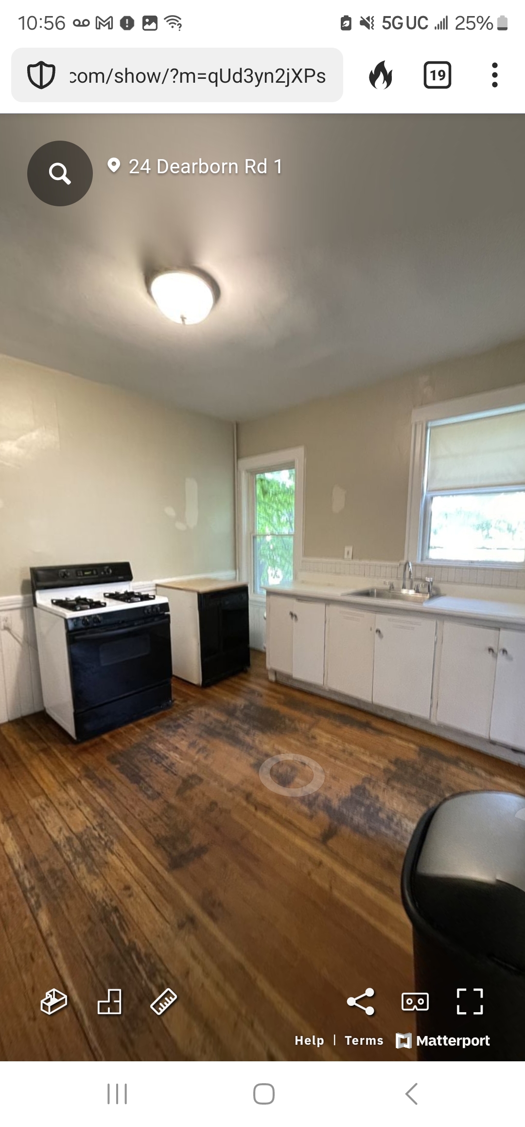 24 Dearborn Rd, Tufts