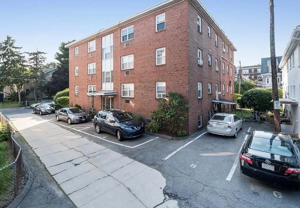 5 bed, 2.5 bath apartment for rent at 30 Chester St Unit 1, Allston — photo 10 of 10