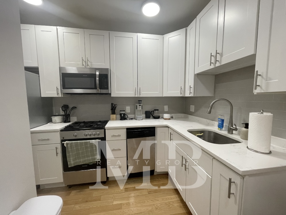 2 bed, 1 bath apartment for rent at 91 Westland Ave Unit 418, Fenway — photo 3 of 14