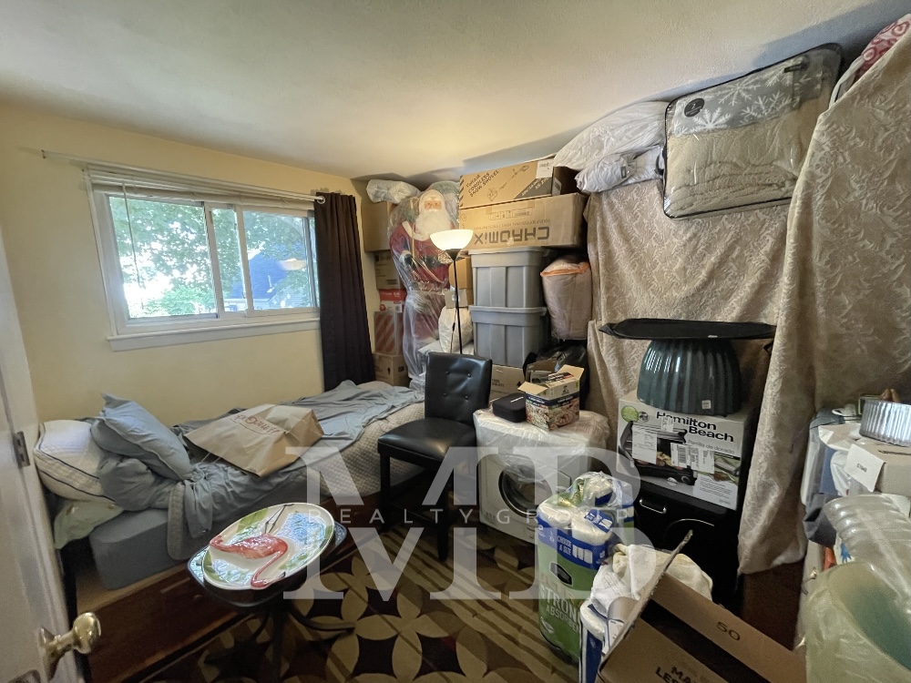 3 bed, 1 bath apartment for rent at 32 Lexington St Unit 32, Watertown — photo 8 of 13