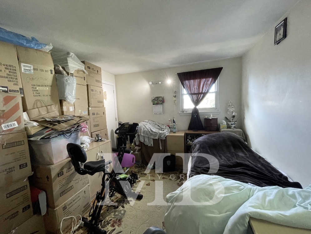 3 bed, 1 bath apartment for rent at 32 Lexington St Unit 32, Watertown — photo 11 of 13