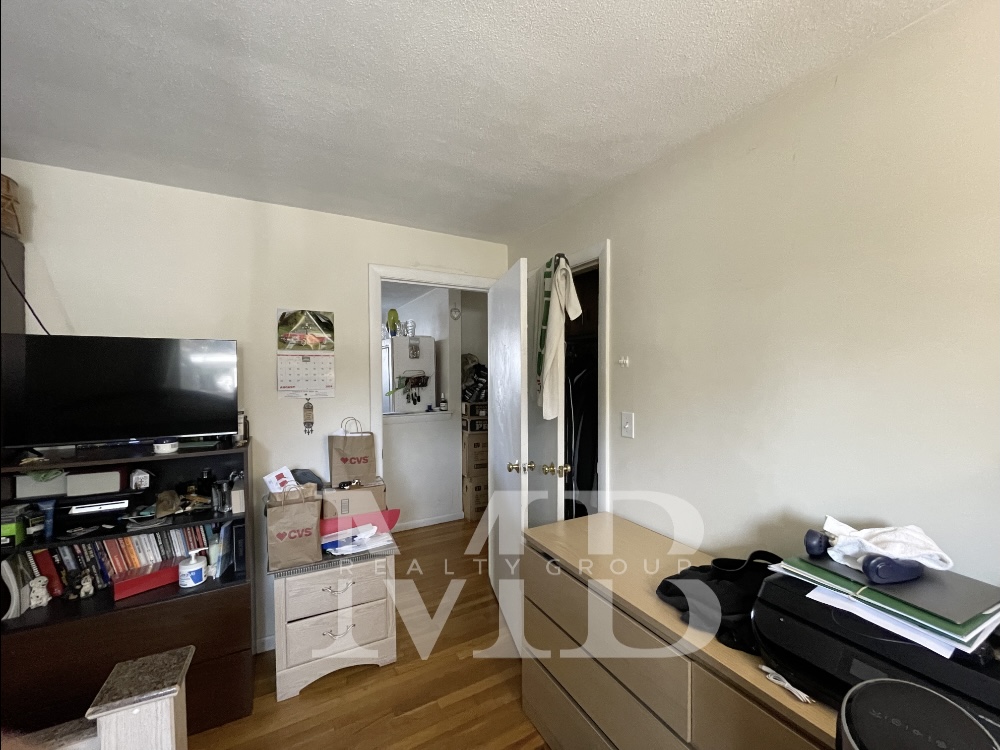 3 bed, 1 bath apartment for rent at 32 Lexington St Unit 32, Watertown — photo 7 of 13