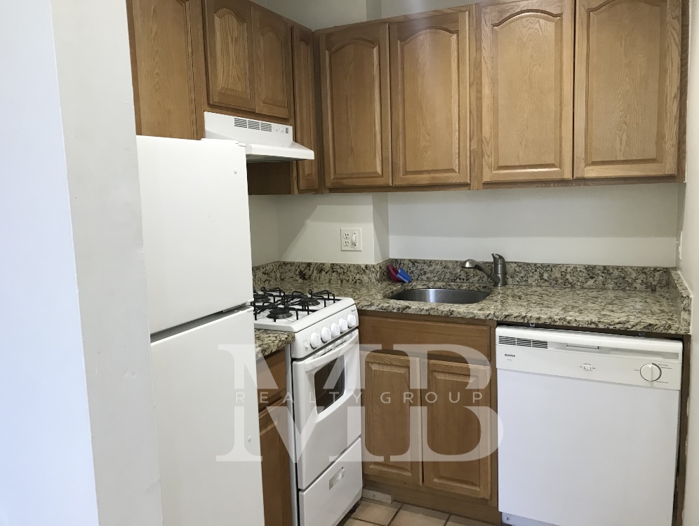 1 bed, 1 bath apartment for rent at 423 Shawmut Ave Unit 23, South End — photo 5 of 8