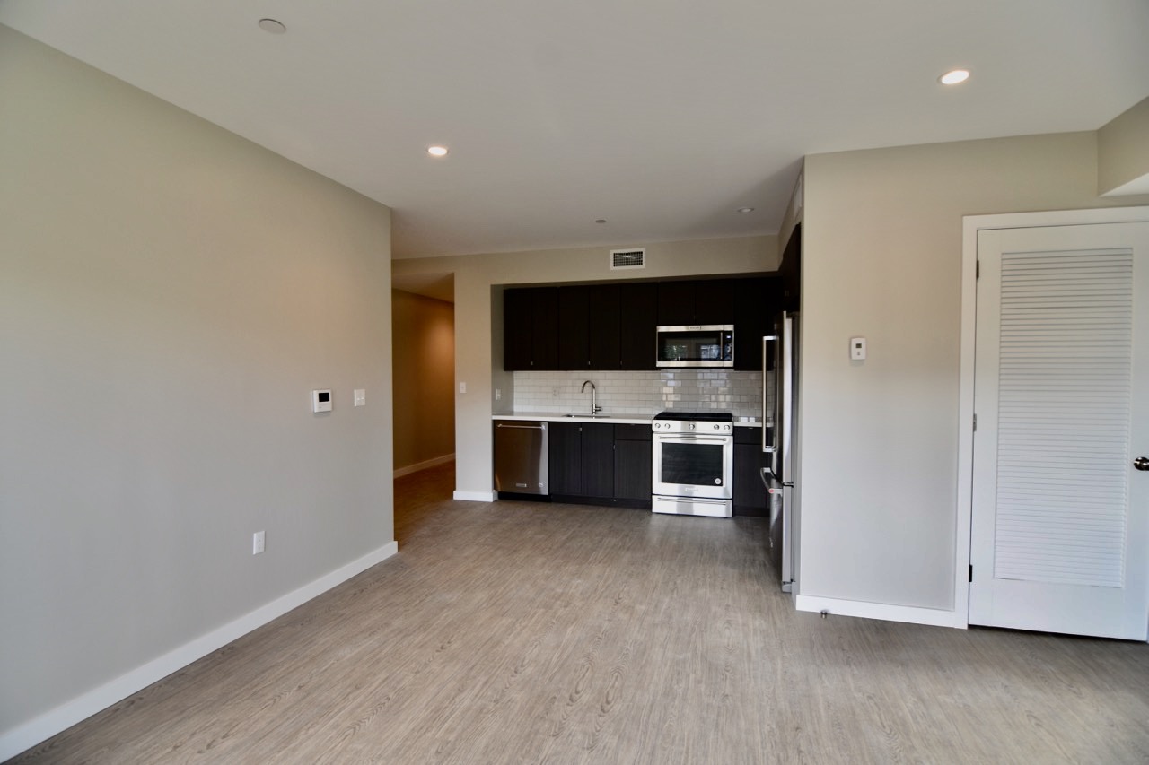 2 bed, 1 bath apartment for rent at 120 Savin Hill Ave Unit 20-6, Dorchester — photo 48 of 53