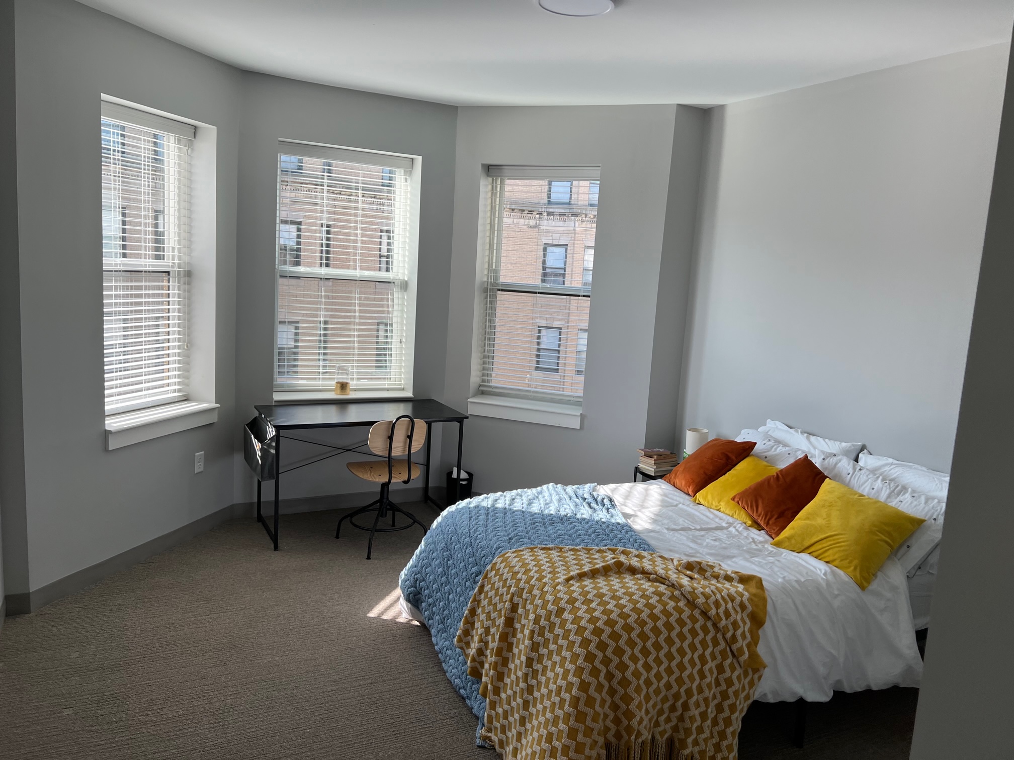 2 bed, 1 bath apartment for rent at 100 Hemenway St Unit 401, Fenway — photo 7 of 8