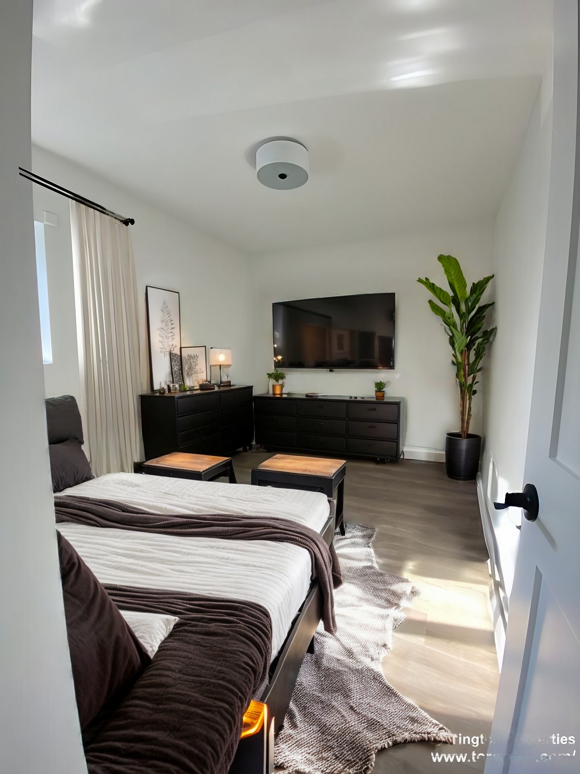 741 East 6th St, South Boston