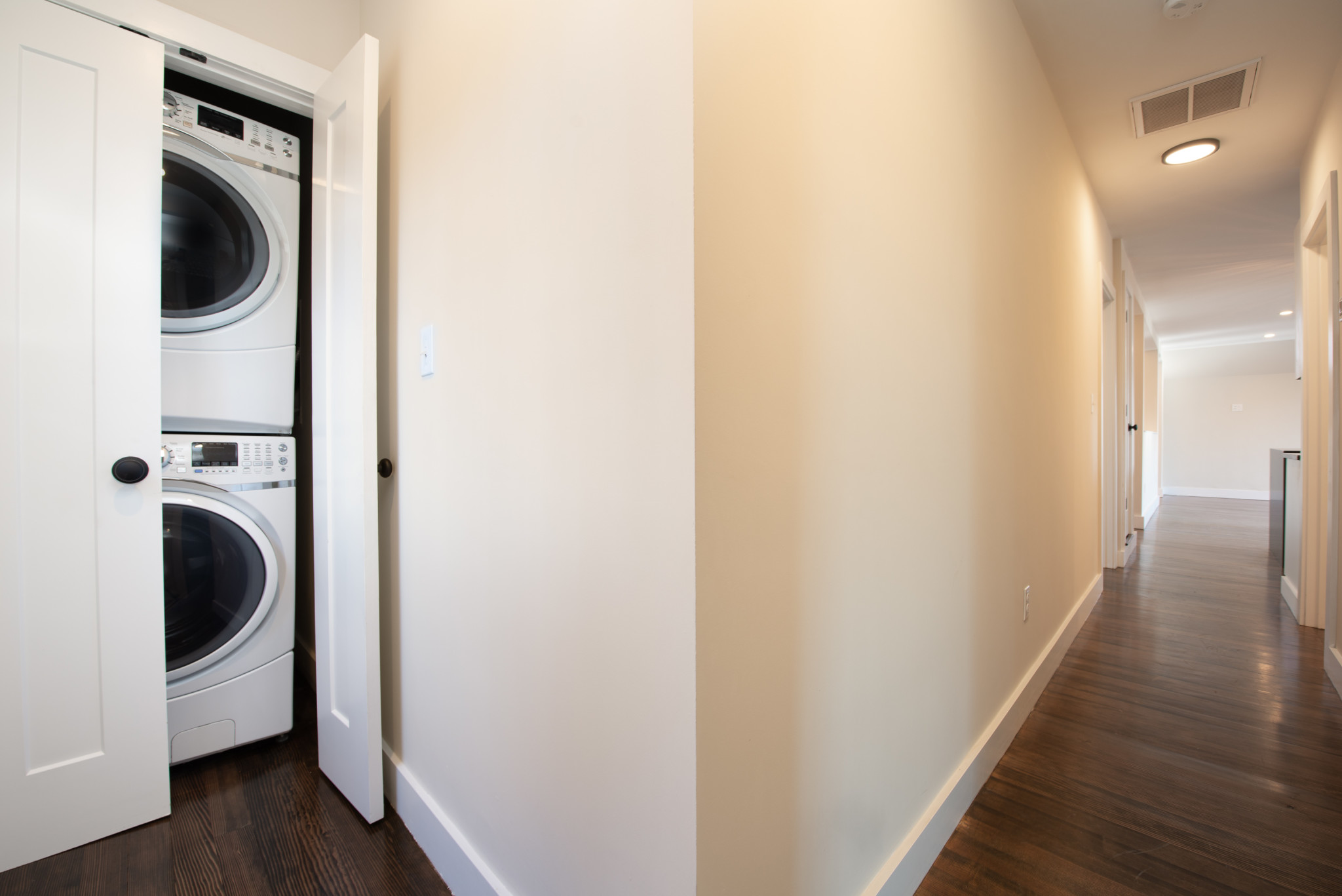 4 bed, 2 bath apartment for rent at 19 Playstead Rd Unit Ad, Dorchester — photo 7 of 16