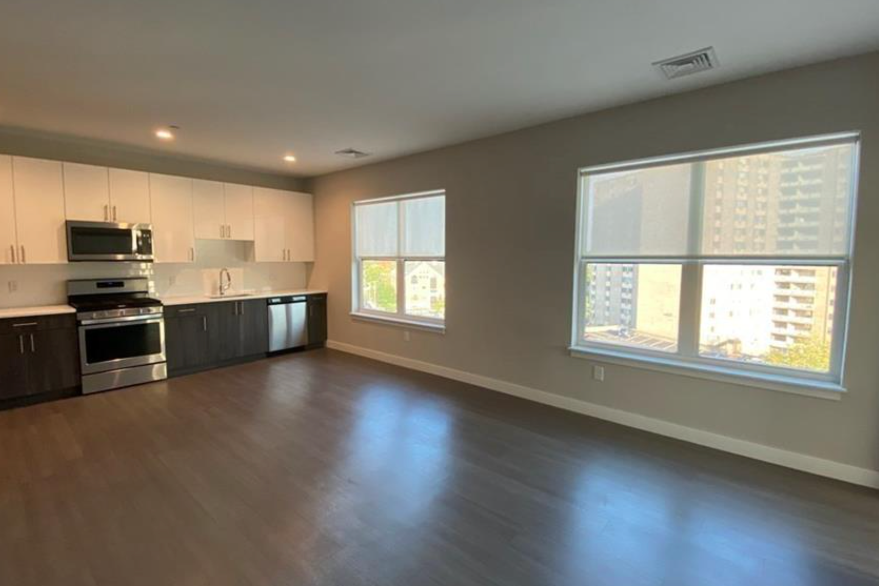 2 bed, 1 bath apartment for rent at 23 Bridge St Unit 511, Quincy — photo 1 of 2