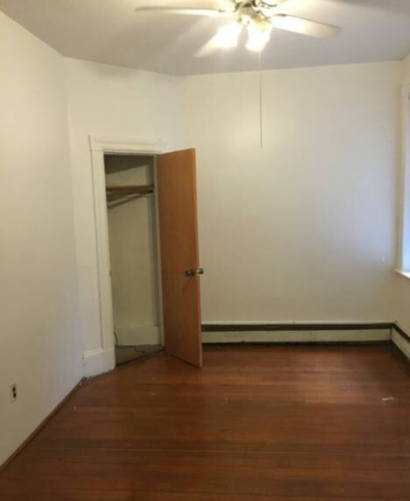2.5 bed, 1 bath apartment for rent at 77 Sunnyside St Unit 3, Hyde Park — photo 2 of 2