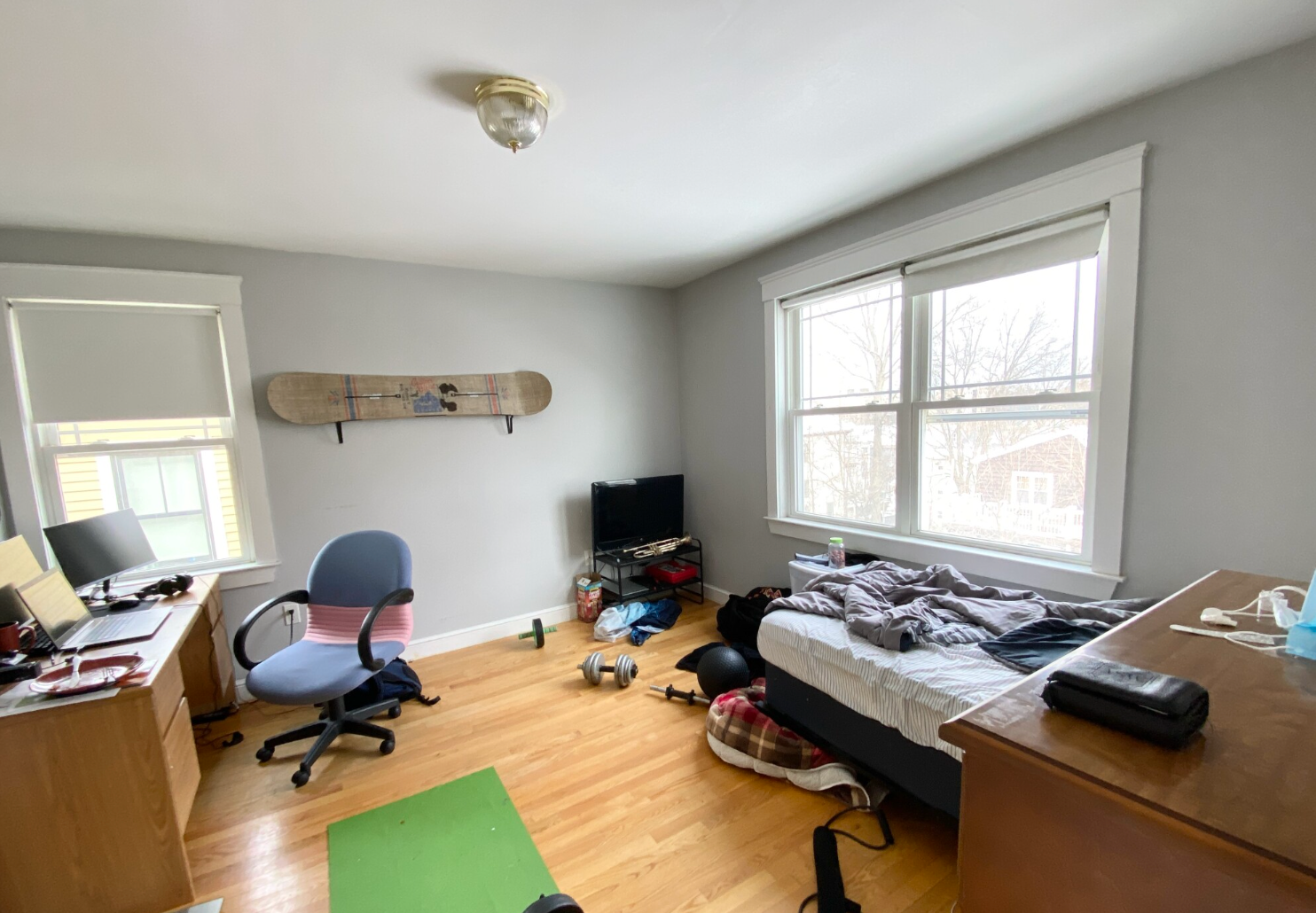 3 bed, 2.5 bath apartment for rent at 29 Iroquois St Unit 2, Mission Hill — photo 2 of 2