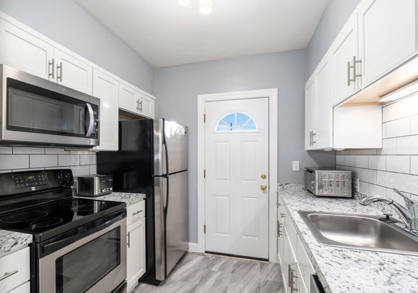 4 bed, 1 bath apartment for rent at 24 Windsor Rd Unit 2, Medford — photo 1 of 2