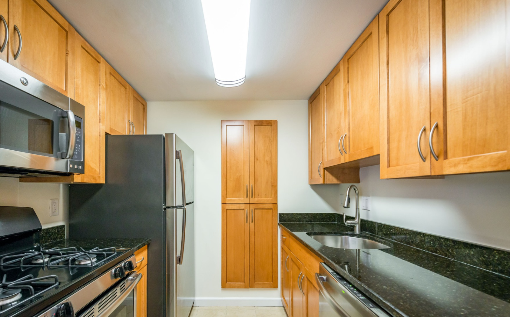 2 bed, 1.5 bath apartment for rent at 615 Vfw Pkwy Unit 0, West Roxbury — photo 1 of 2