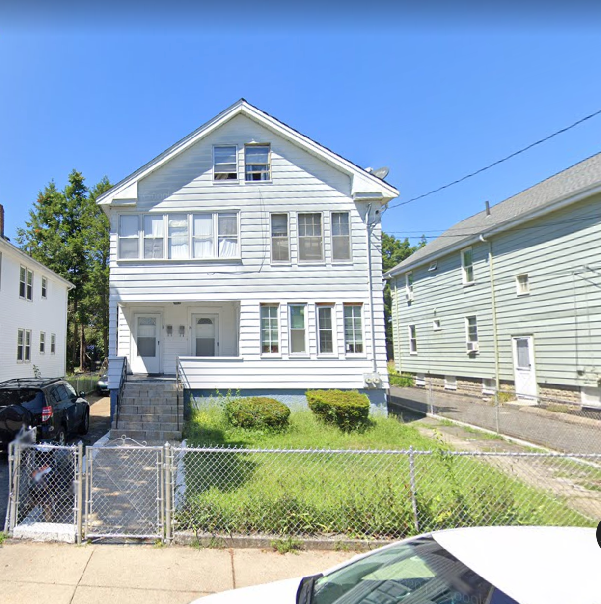 2.5 bed, 1 bath apartment for rent at 77 Sunnyside St Unit 3, Hyde Park — photo 1 of 2