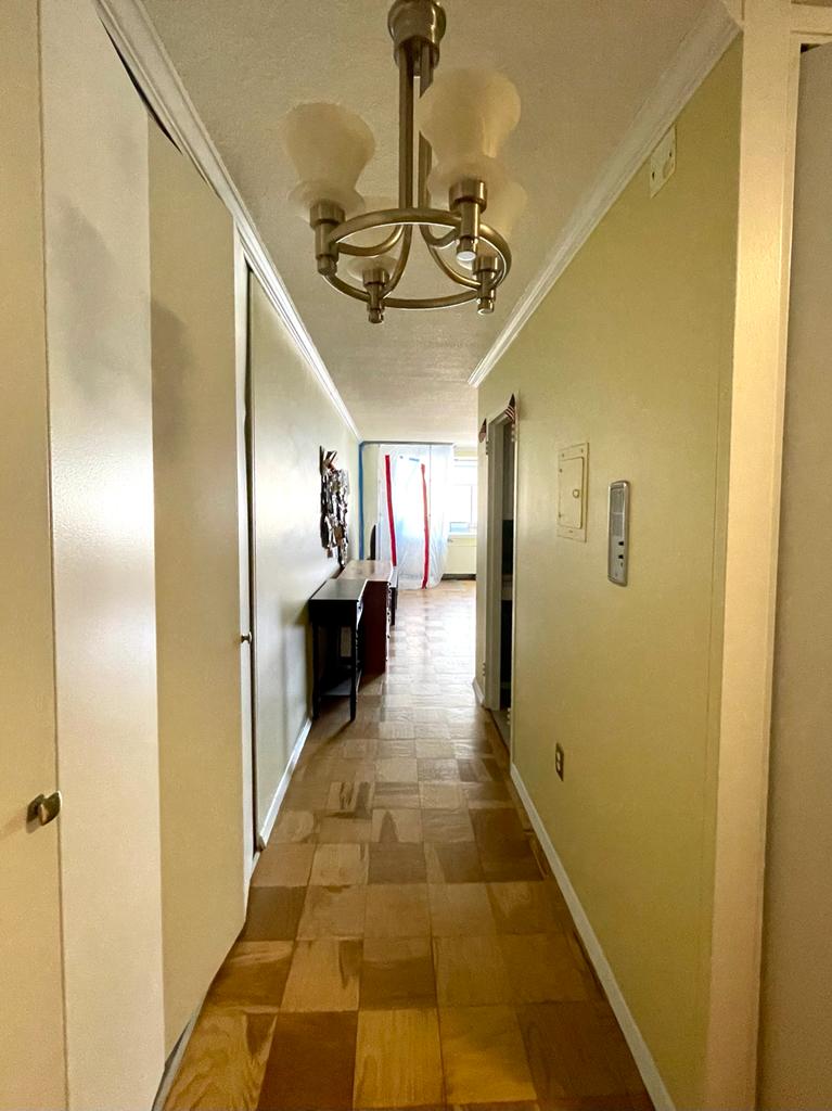 Studio bed, 1 bath apartment for rent at 2 Hawthorne Pl Unit 16K, West End — photo 1 of 10
