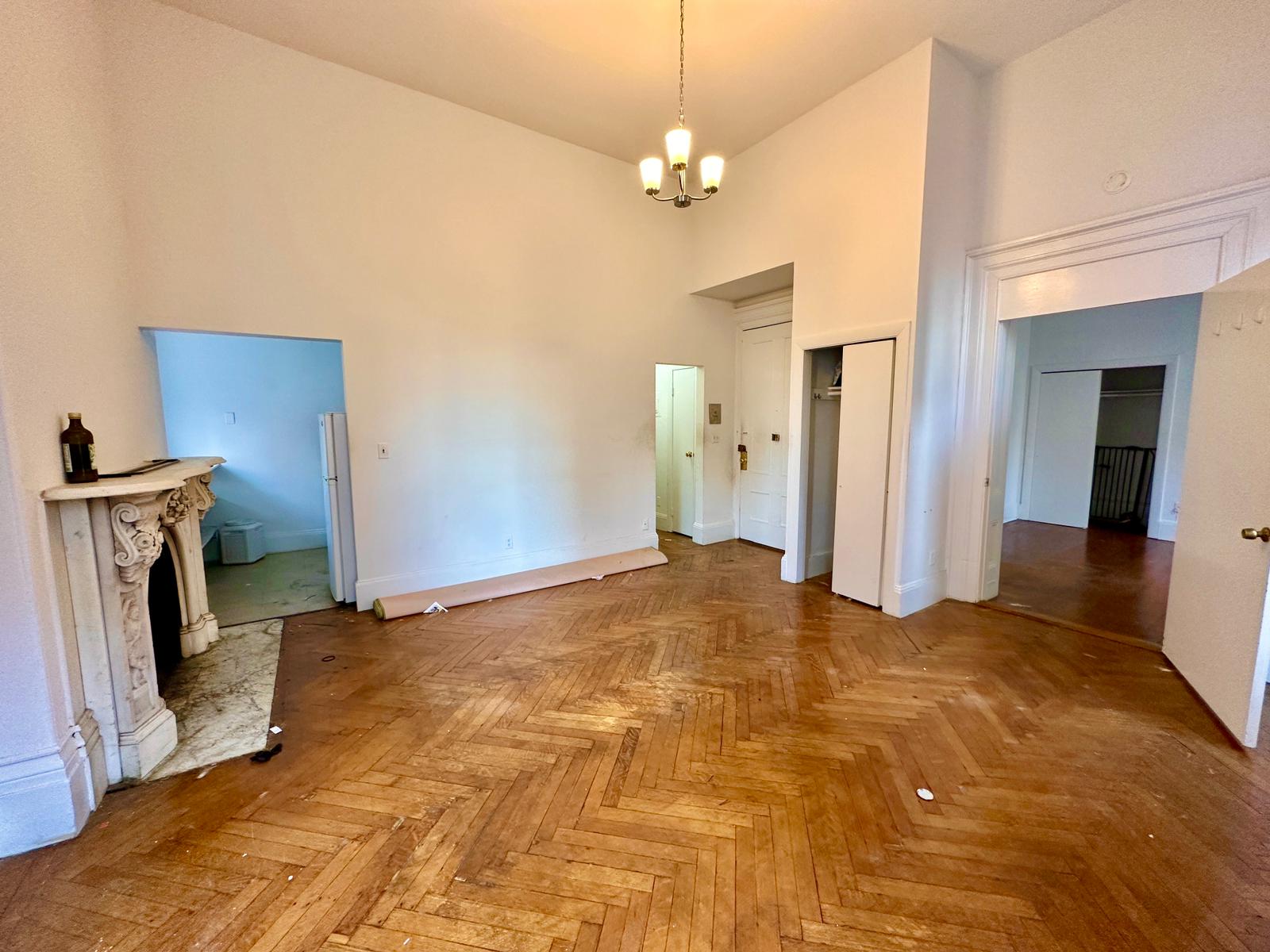 1 bed, 1 bath apartment for rent at 24 Mount Vernon St Unit 203, Beacon Hill — photo 9 of 14