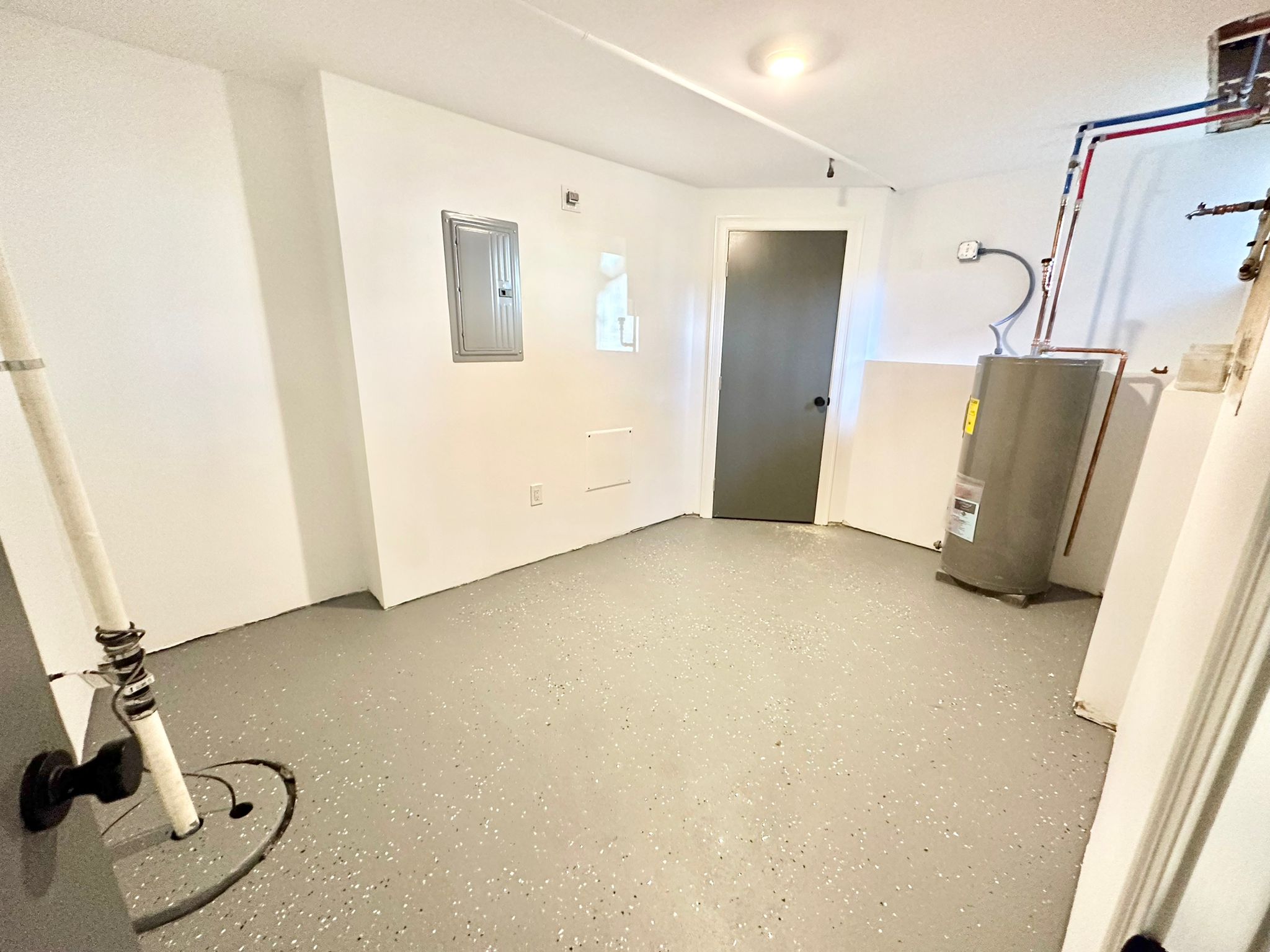 4 bed, 3 bath apartment for rent at 31 Paris St Unit 2, West Medford — photo 21 of 21