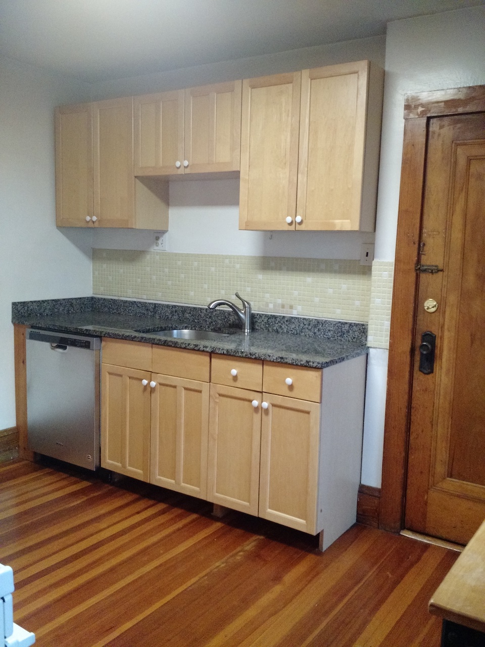 3 bed, 1 bath apartment for rent at 61 Newport St Unit 2, Arlington — photo 4 of 30