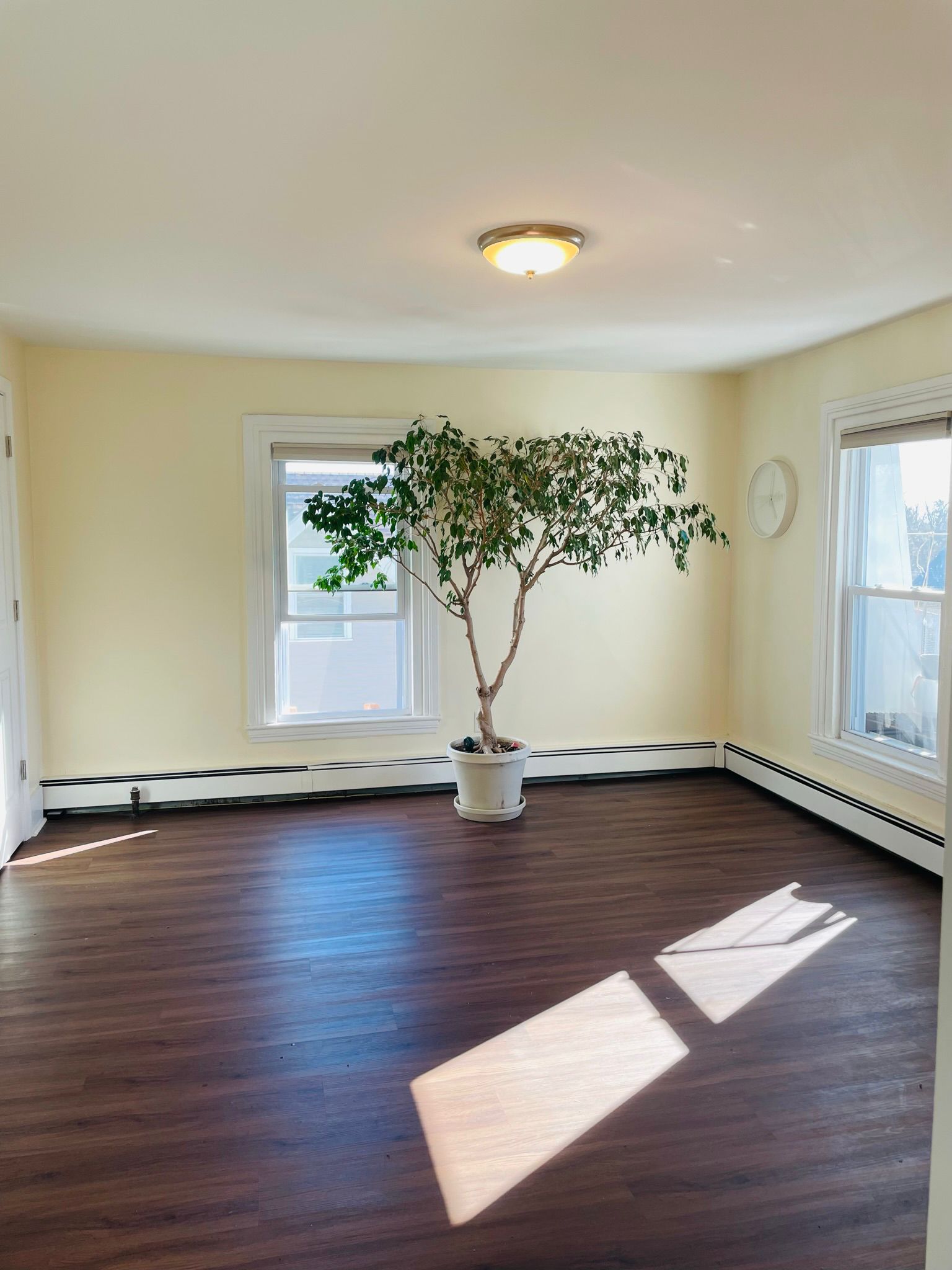 26 Highland Ave, Prospect Hill