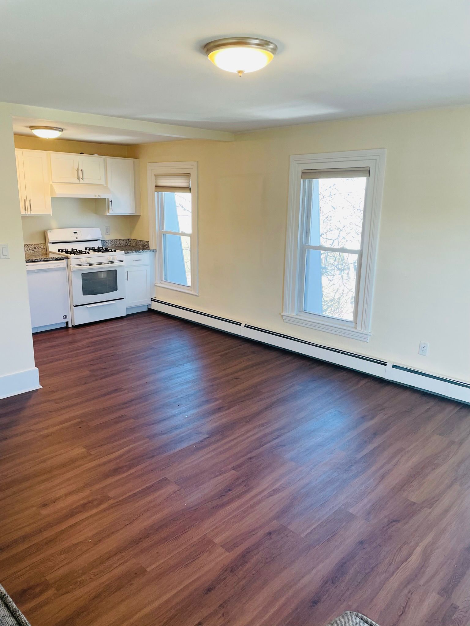 26 Highland Ave, Prospect Hill