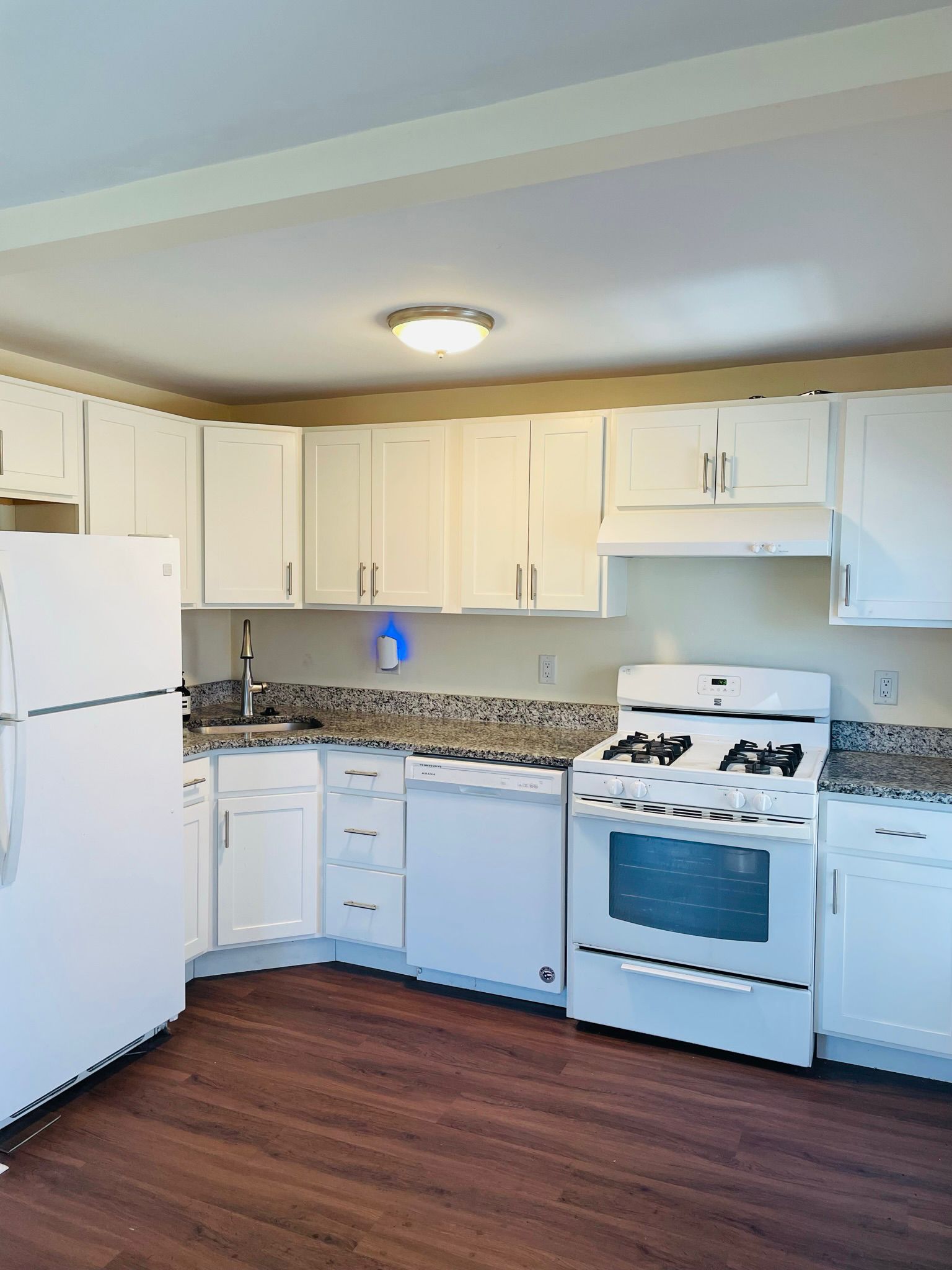 26 Highland Ave, Prospect Hill