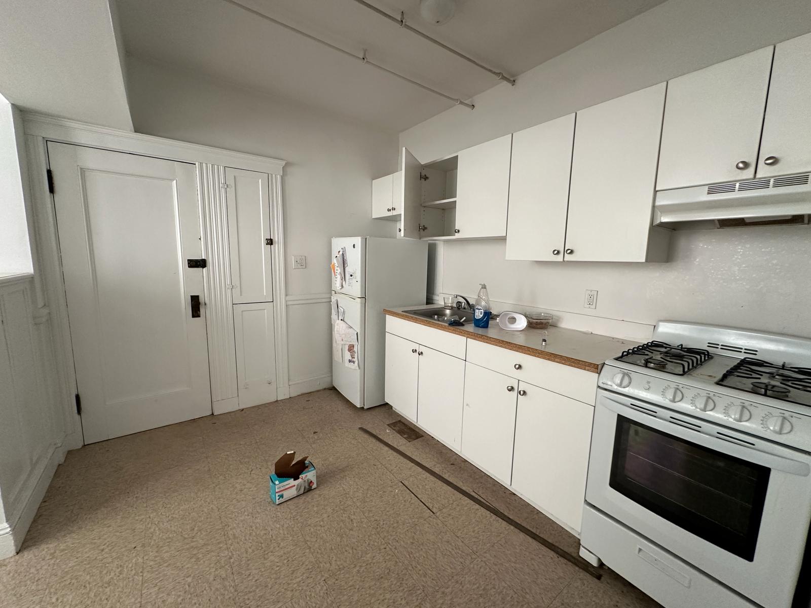 1 bed, 1 bath apartment for rent at 26 Bellevue St Unit 1, West Roxbury — photo 5 of 11