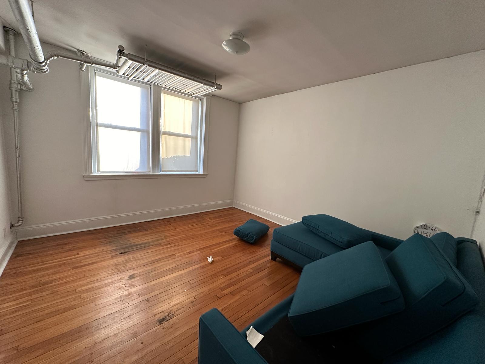 1 bed, 1 bath apartment for rent at 26 Bellevue St Unit 1, West Roxbury