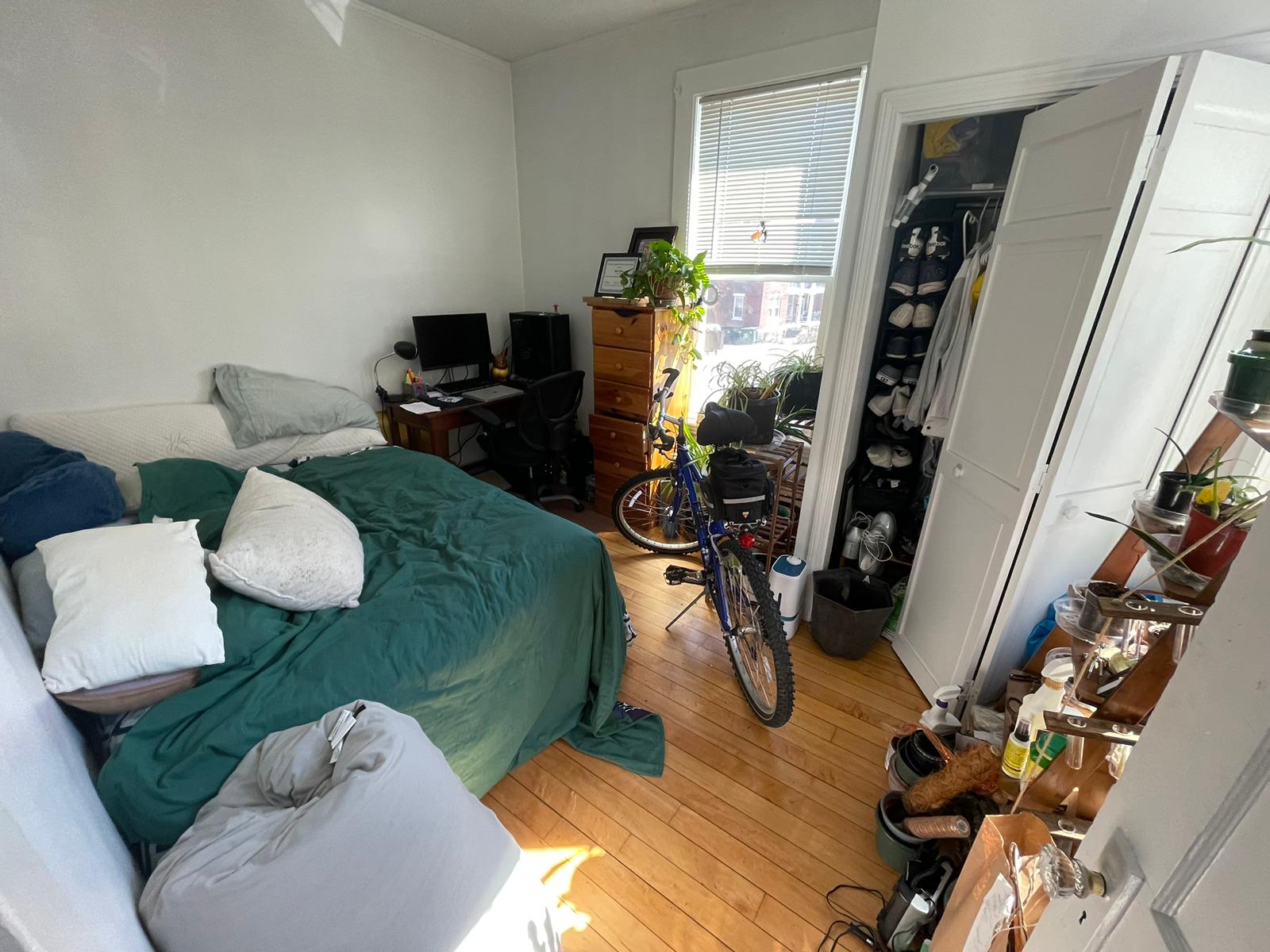 3 bed, 1.5 bath apartment for rent at 1516 Commonwealth Ave Unit 0, Brighton — photo 5 of 19