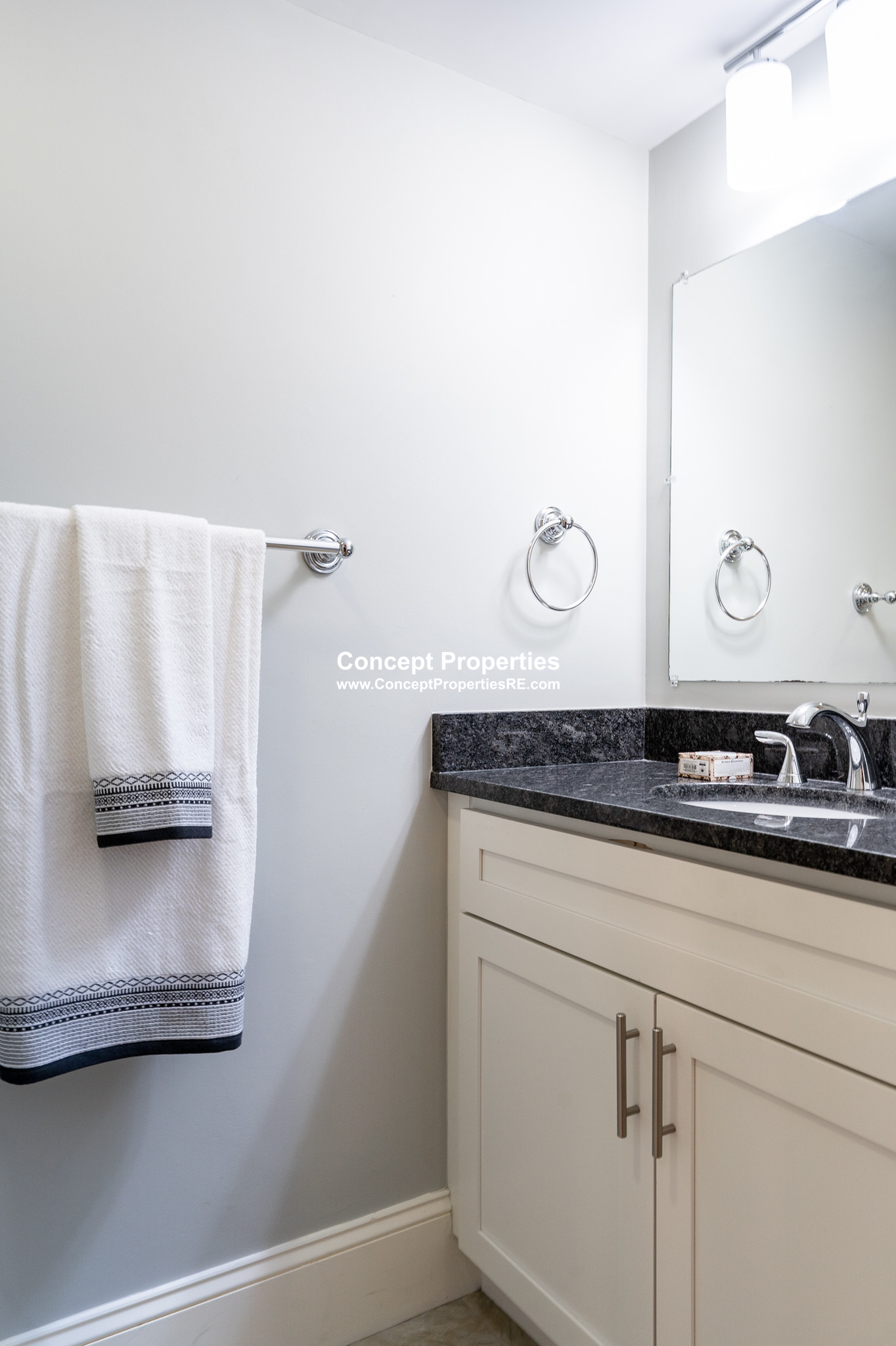 3 bed, 2.5 bath apartment for rent at 2767 Washington St Unit 3, Roxbury — photo 16 of 19