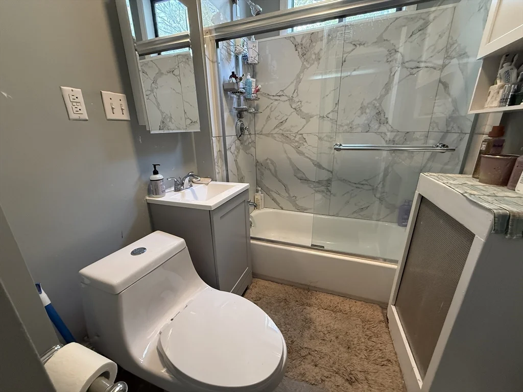 60 Kilsyth Rd, Brookline
