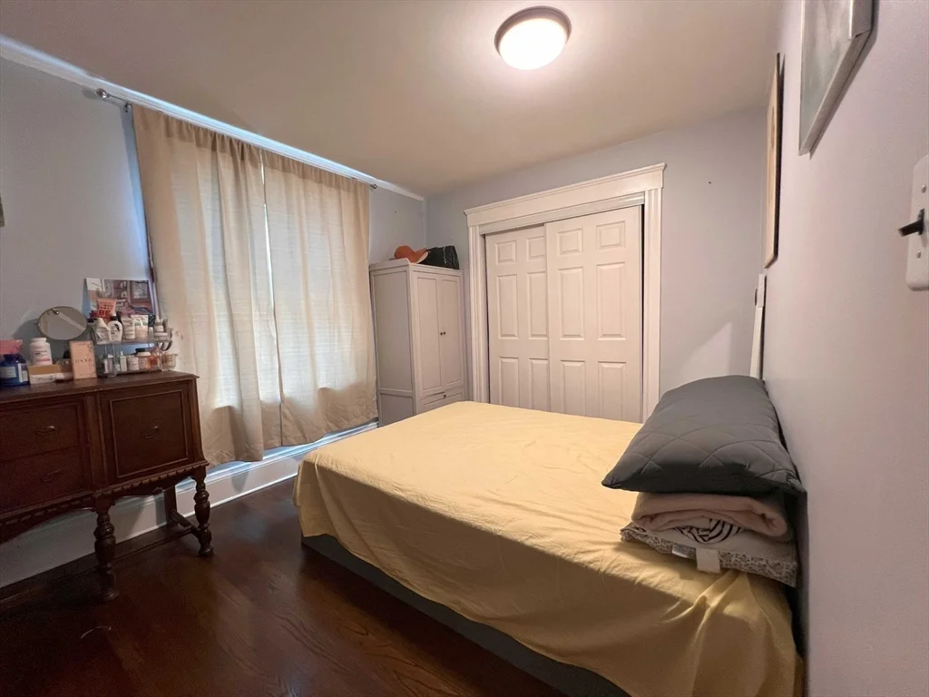 25 Rowena St, Dorchester