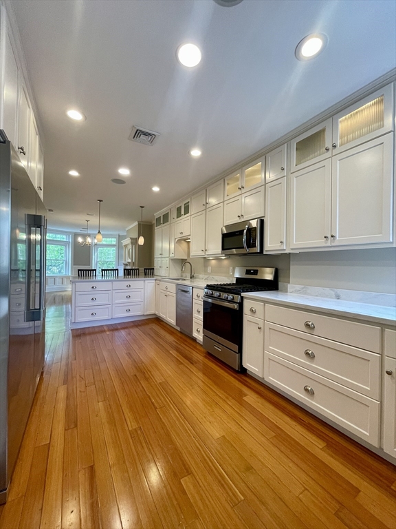 5 Strathmore Rd, Brookline