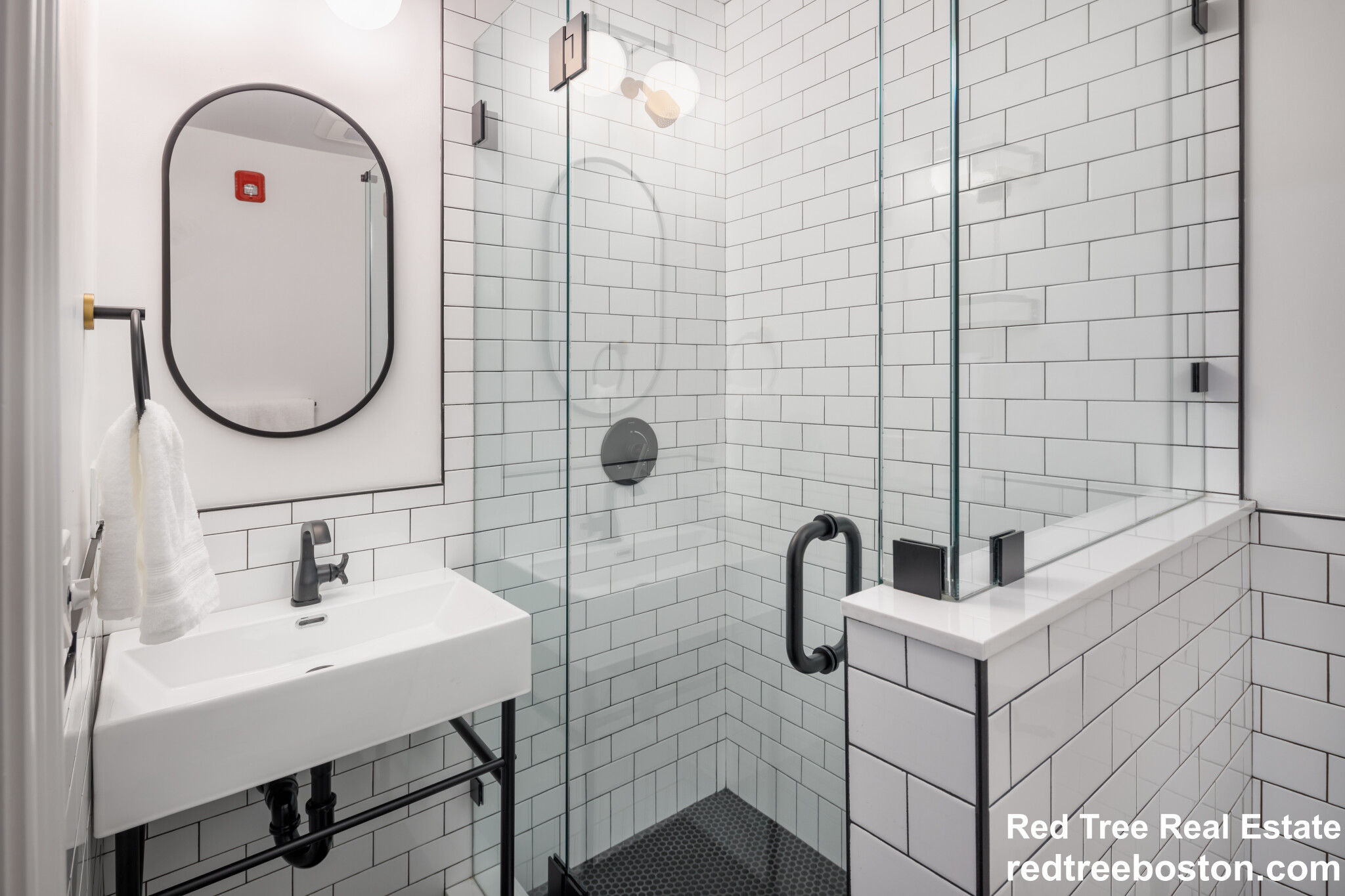 44 Winslow Rd, North Brookline