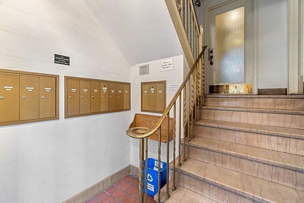 14 Ware St, Harvard Square