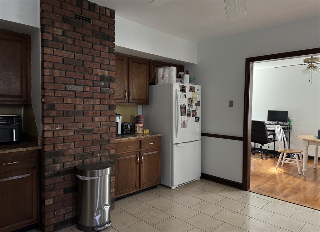 320 Crescent St, South Waltham