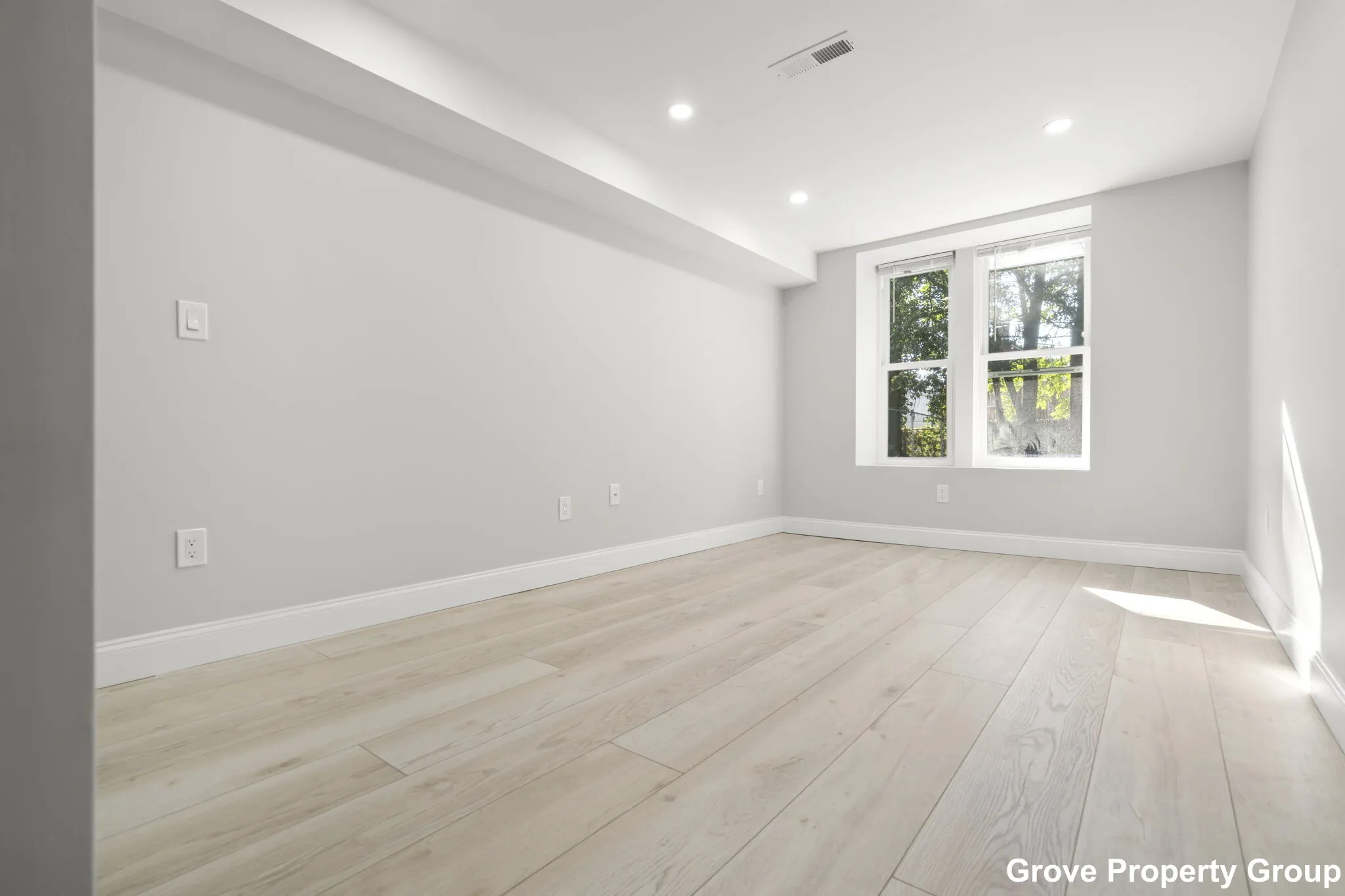 531 East 5th St, South Boston