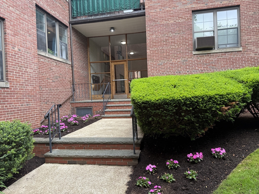 53 Harvard Ave, Harvard Avenue