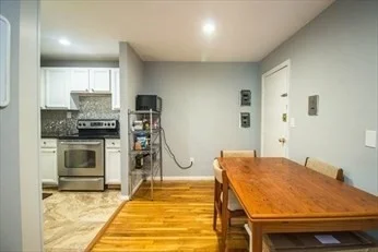 50 Seymour St, Roslindale