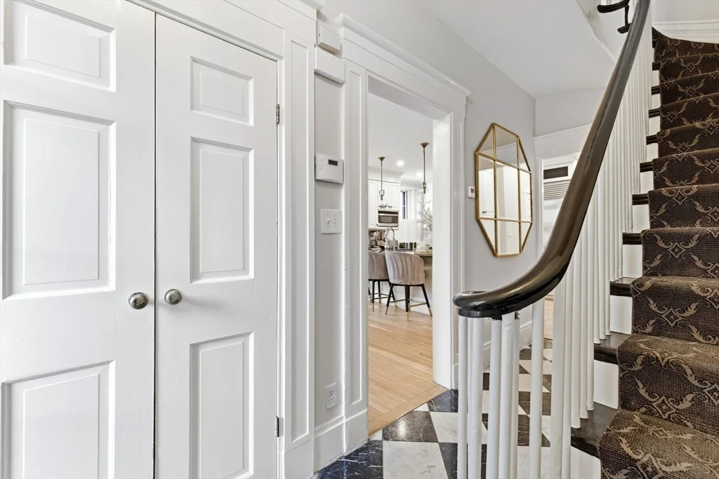 50 River St, Beacon Hill