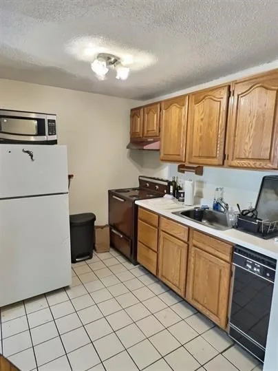1039 Commonwealth Ave, Allston