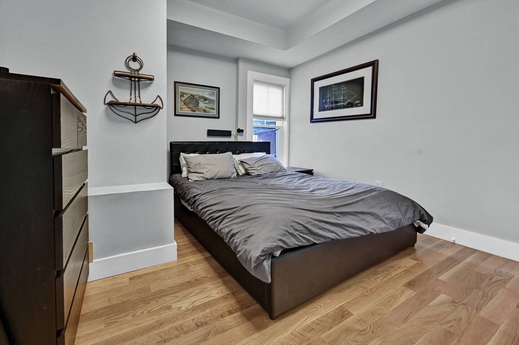 39 Gates St, South Boston