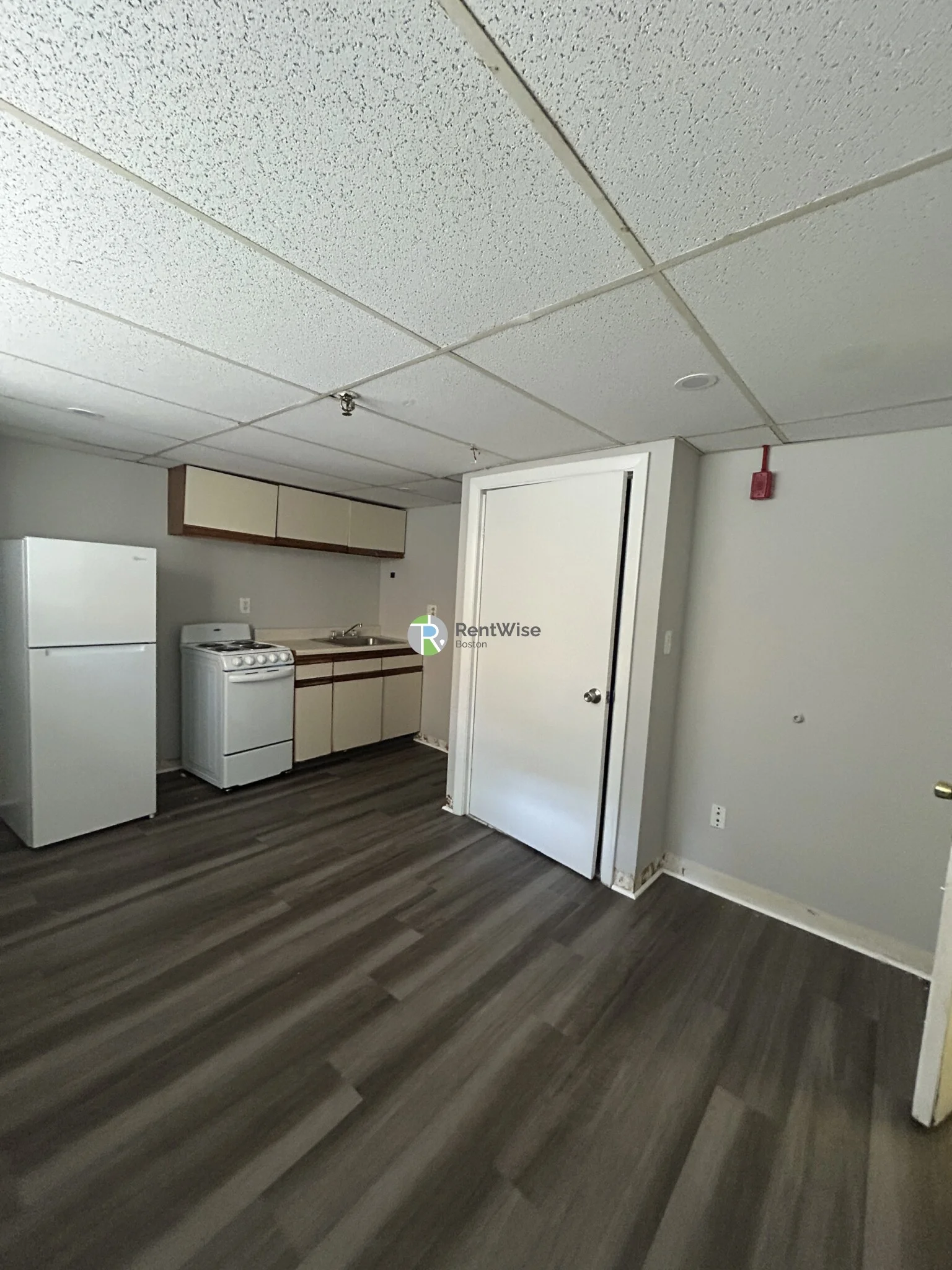 6 Saint Mark St, Jamaica Plain