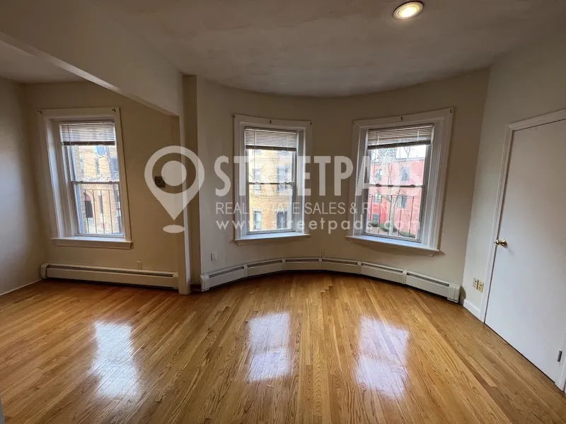 14 Wait St, Mission Hill