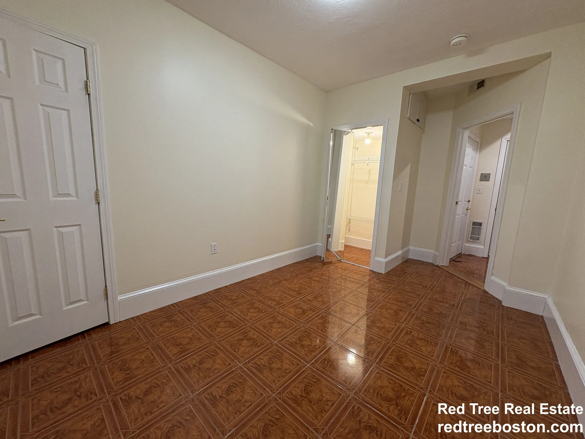 69 Babcock St, North Brookline