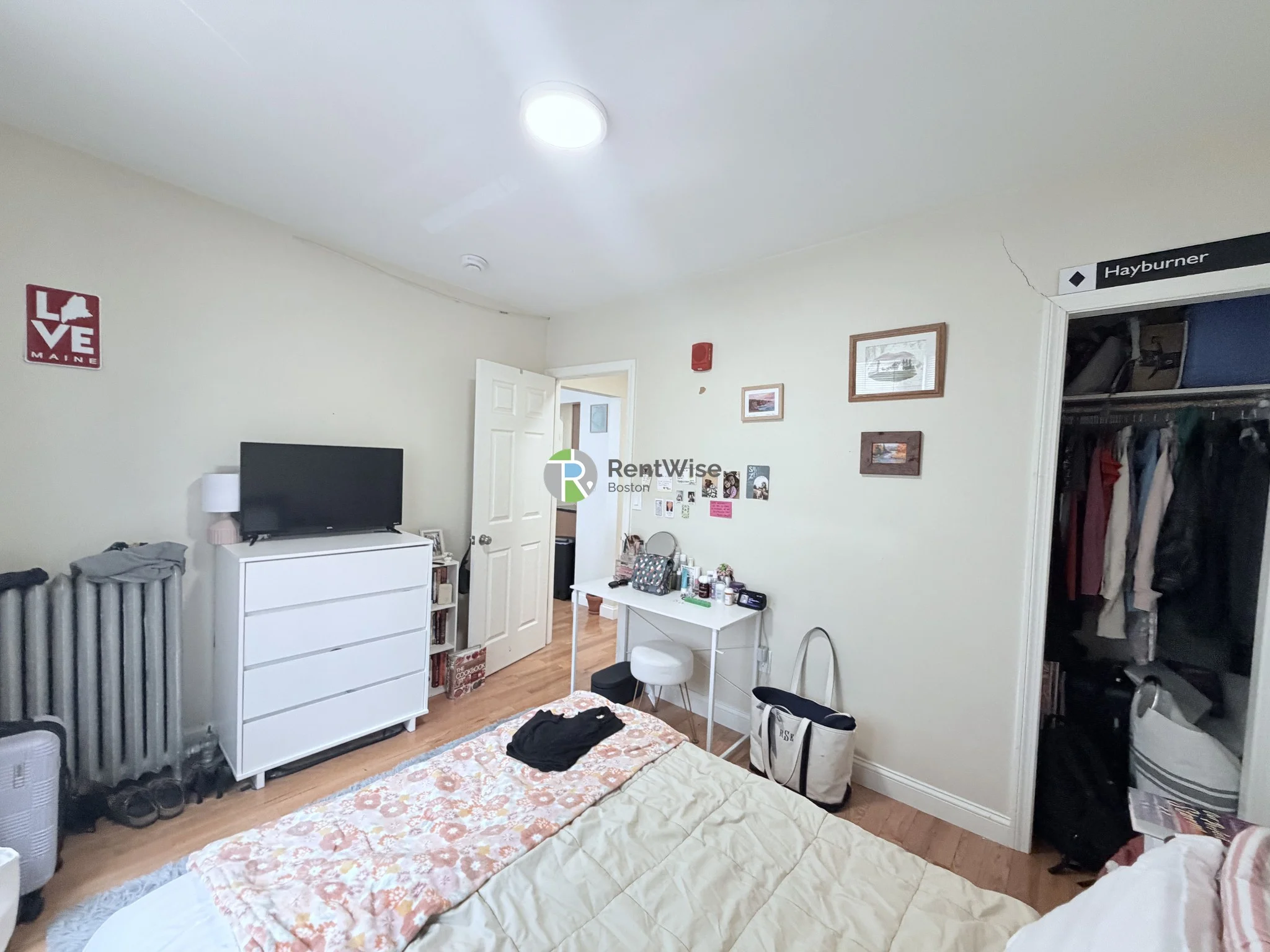 11 Peterborough St, Fenway
